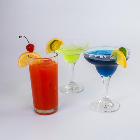 Amalfi718 Hotel Lipa City Ngoại thất bức ảnh