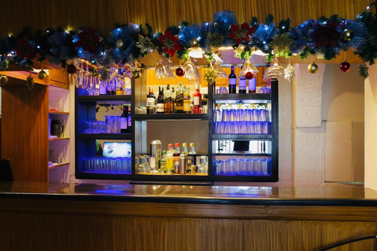 Amalfi718 Hotel Lipa City Ngoại thất bức ảnh