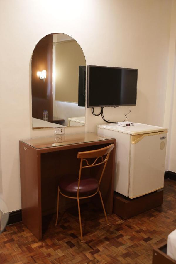 Amalfi718 Hotel Lipa City Ngoại thất bức ảnh