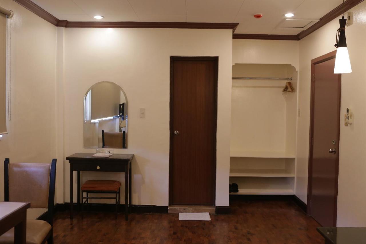 Amalfi718 Hotel Lipa City Ngoại thất bức ảnh
