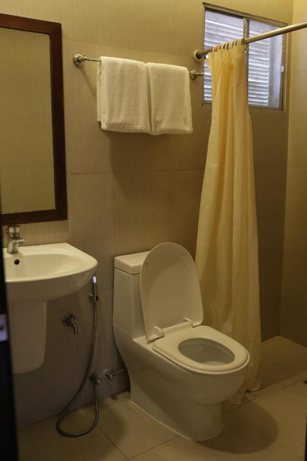 Amalfi718 Hotel Lipa City Ngoại thất bức ảnh